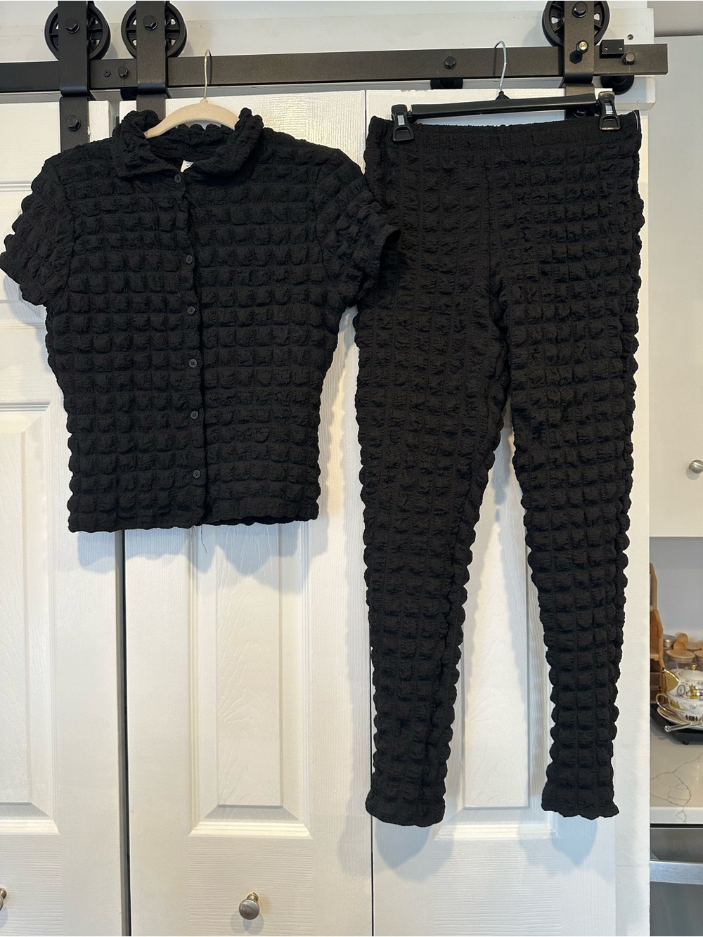 Jolie & Joy / Rainbow Black Textured 2-Piece Top & Pants Set Size Large NWT